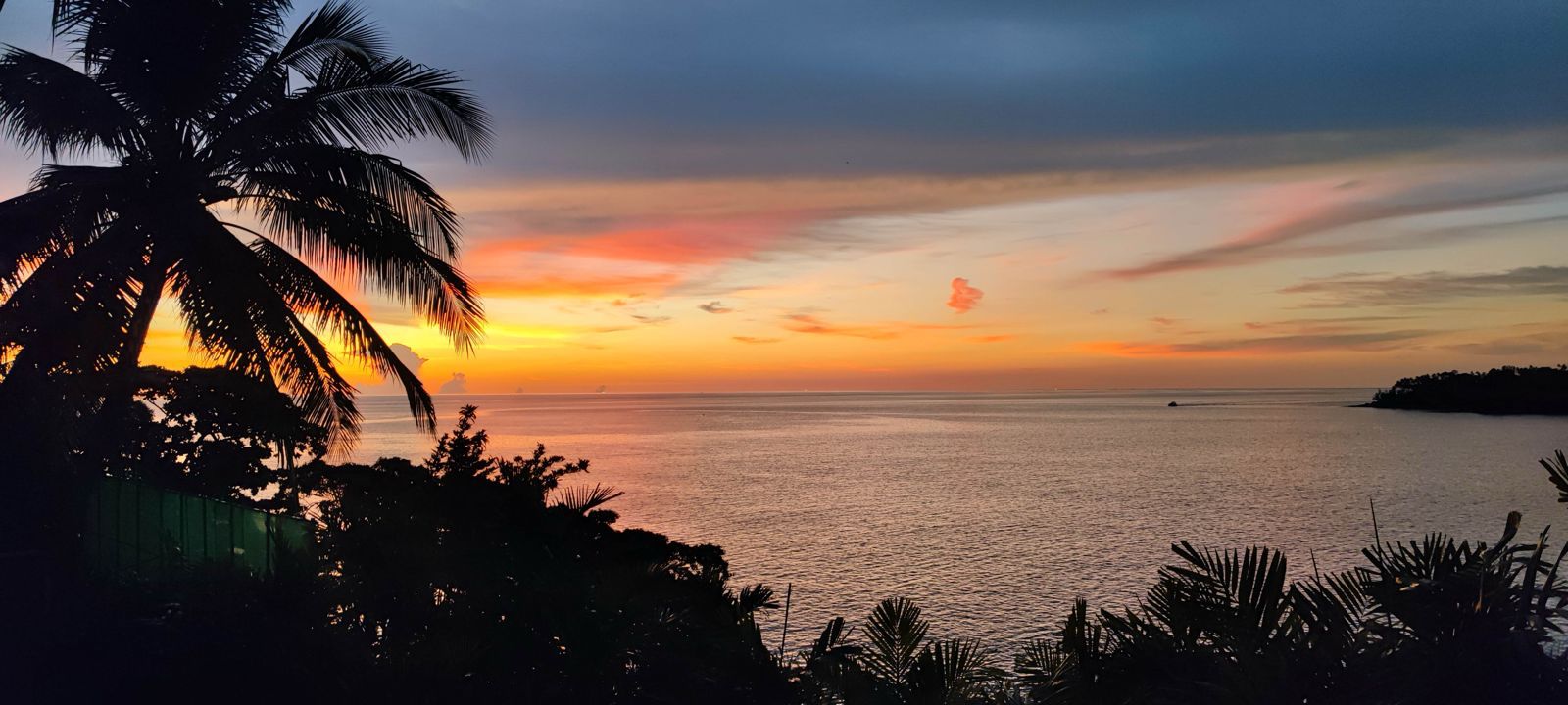 Luxury Sunset 4 Bedroom Surin - 13