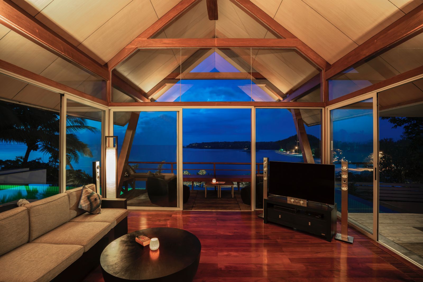 Luxury Sunset 4 Bedroom Surin - 3