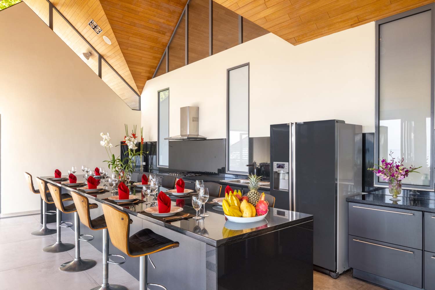 16-Villa-Benyasiri-Dining-Area