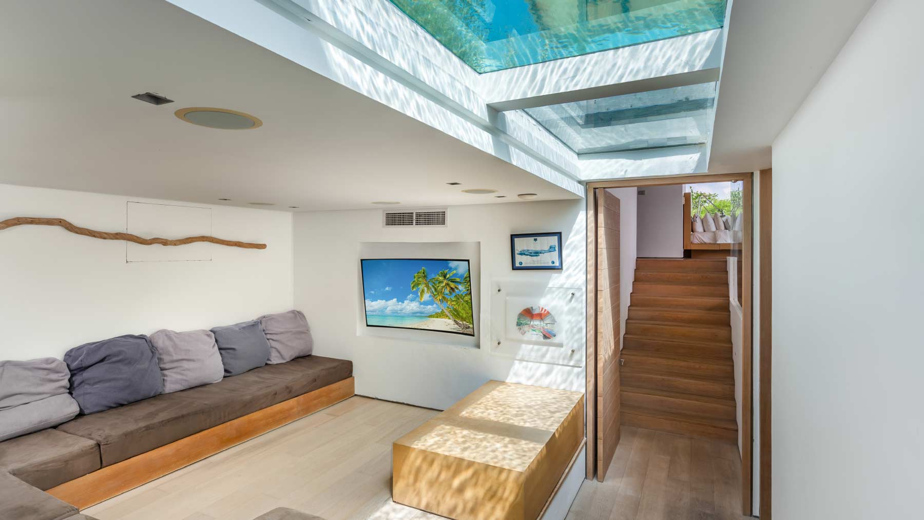 29-Villa-Saengoosta-Media-Area