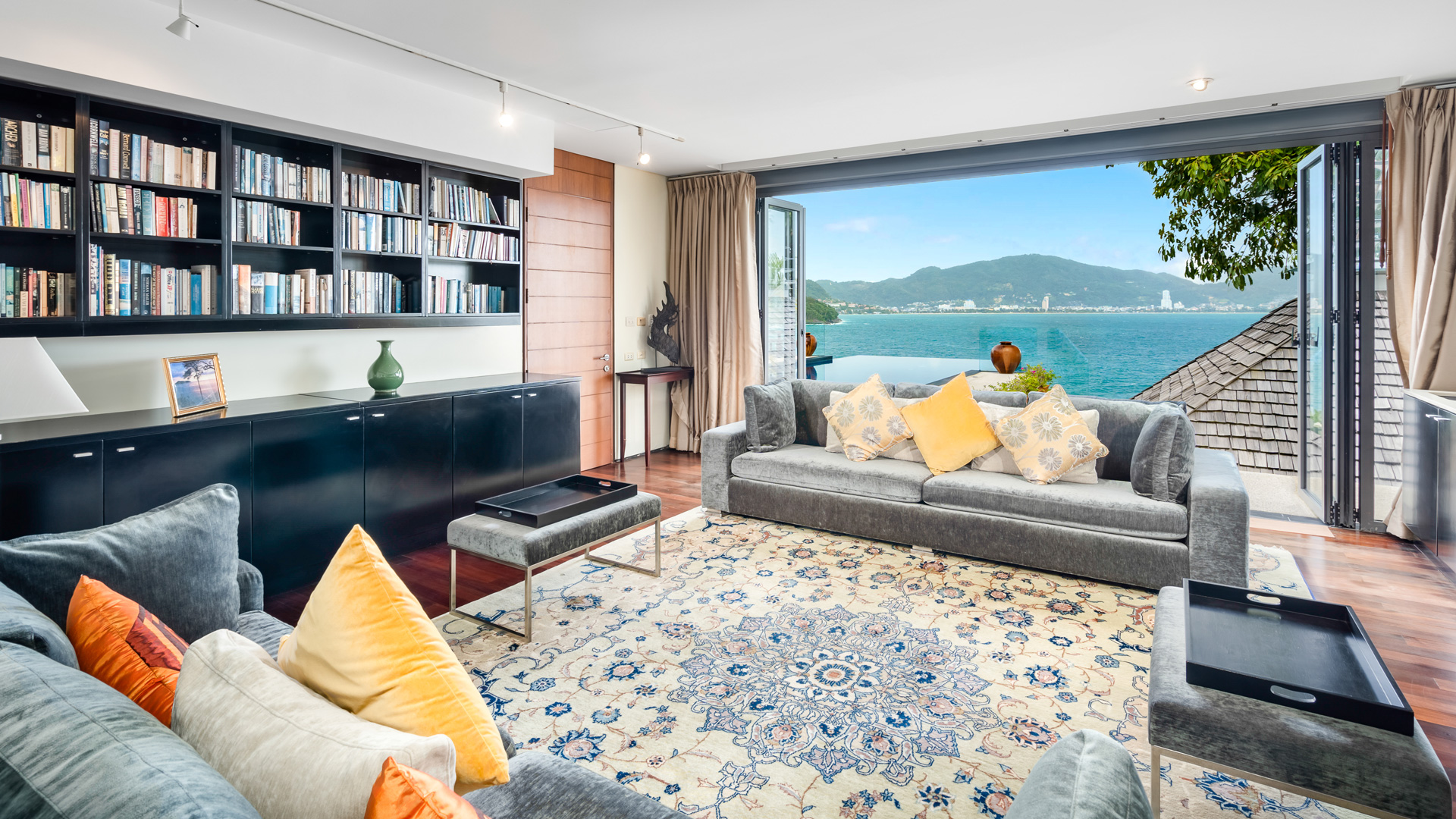 Seaside Serenity Villa - 17